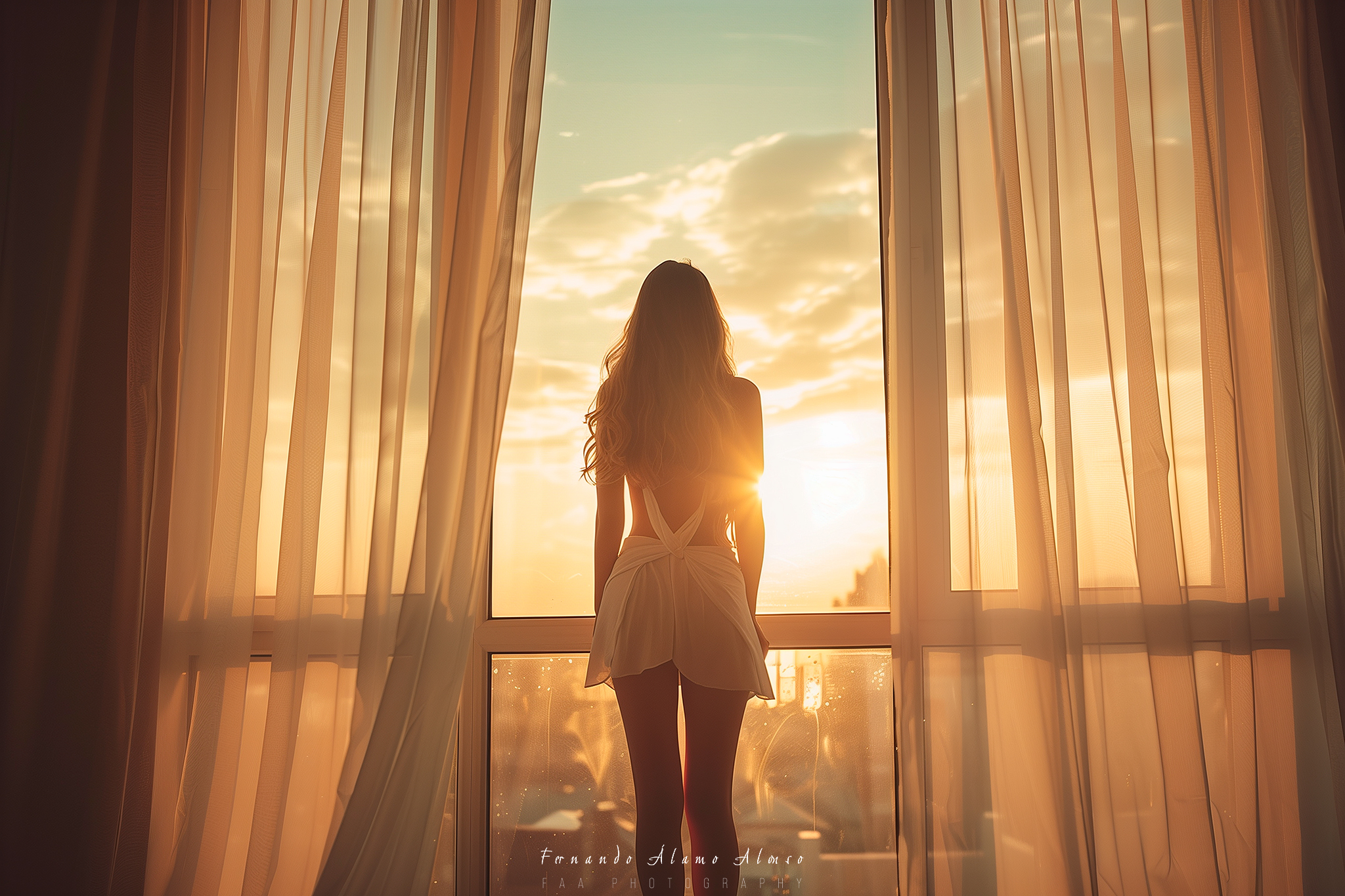 Mujer Frenter a Ventana Boudoir V