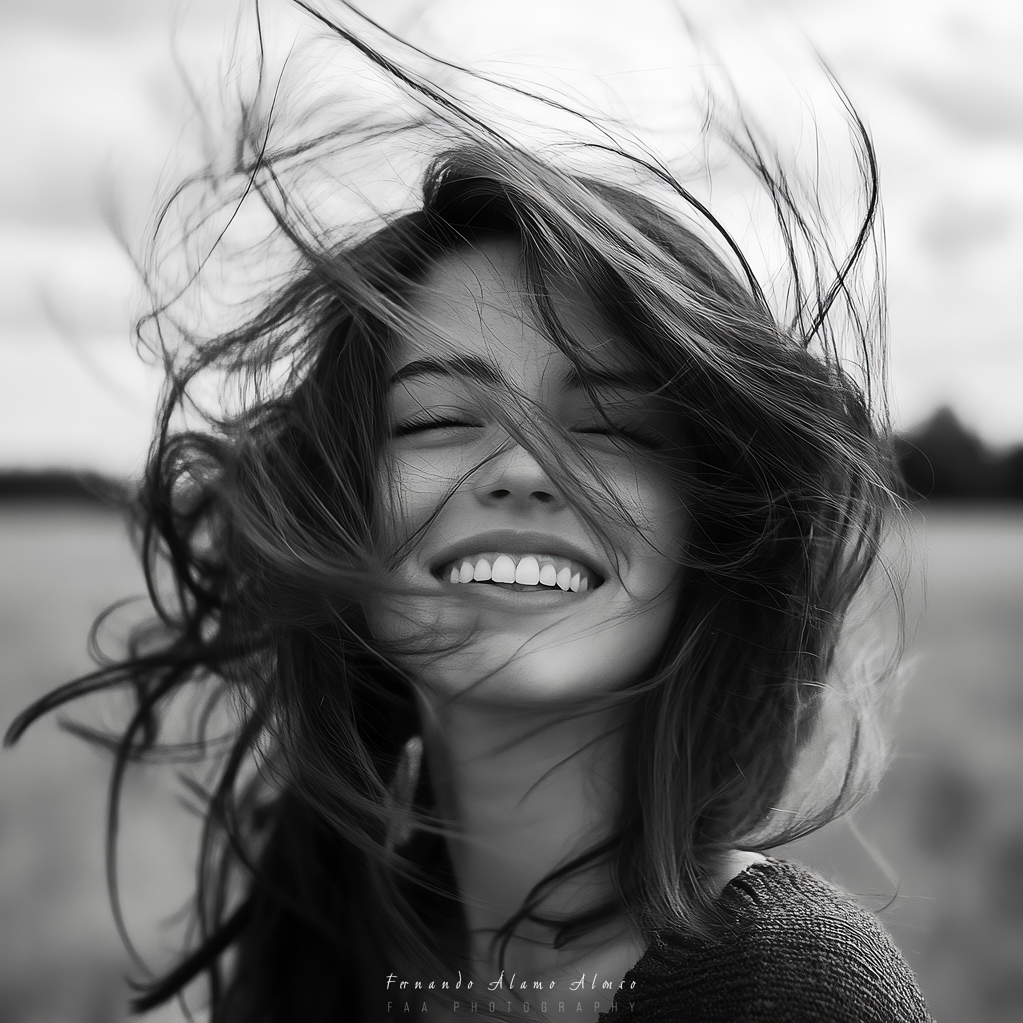 Mujer Pelo al Viento Blanco y Negro VIII