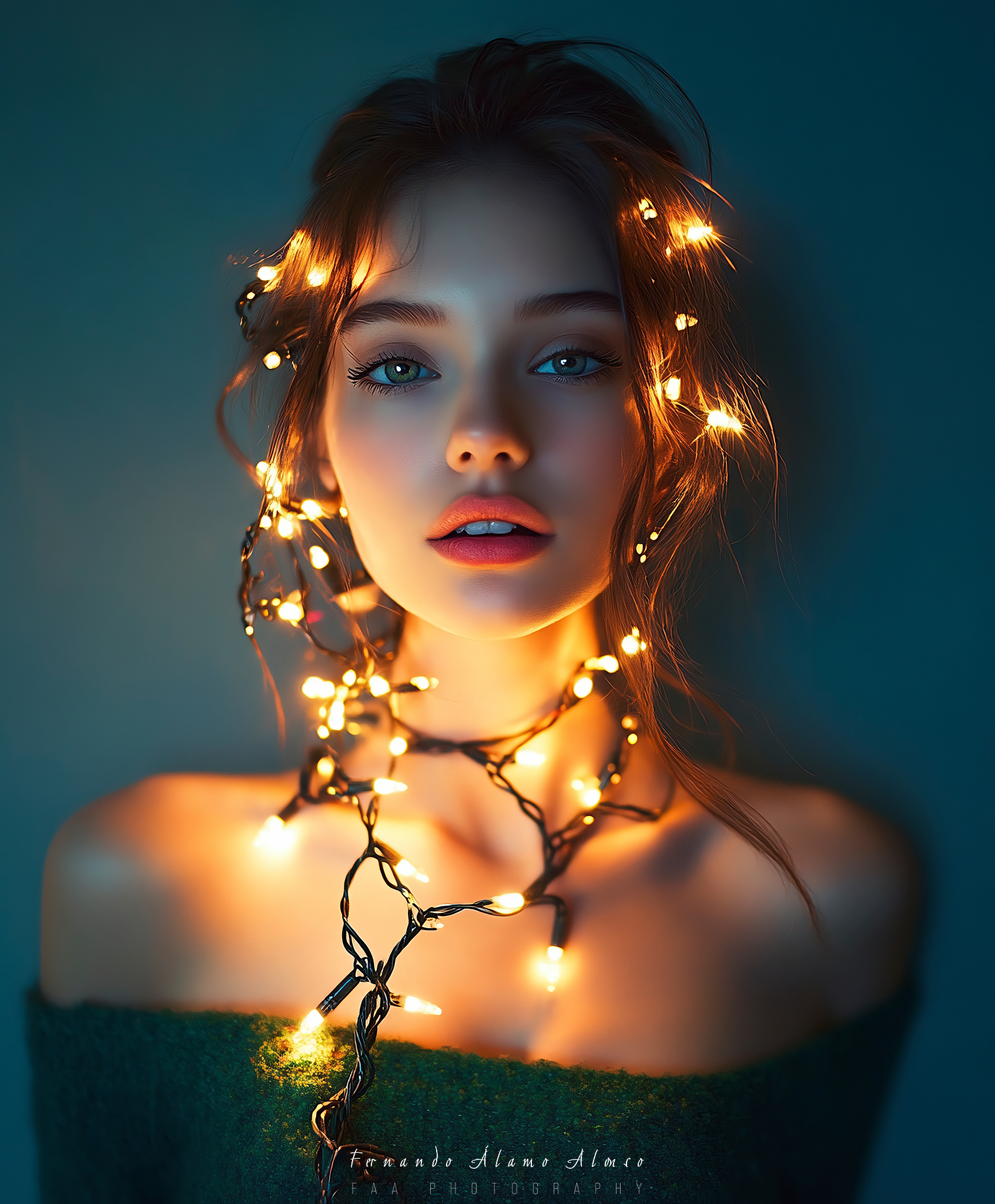 Retrato Chica con Luces sobre su Cabeza